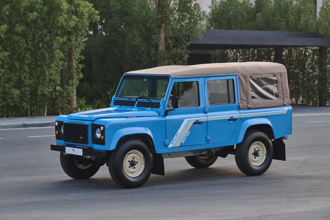 1994 Land Rover Defender 110 - Image 11 of 31