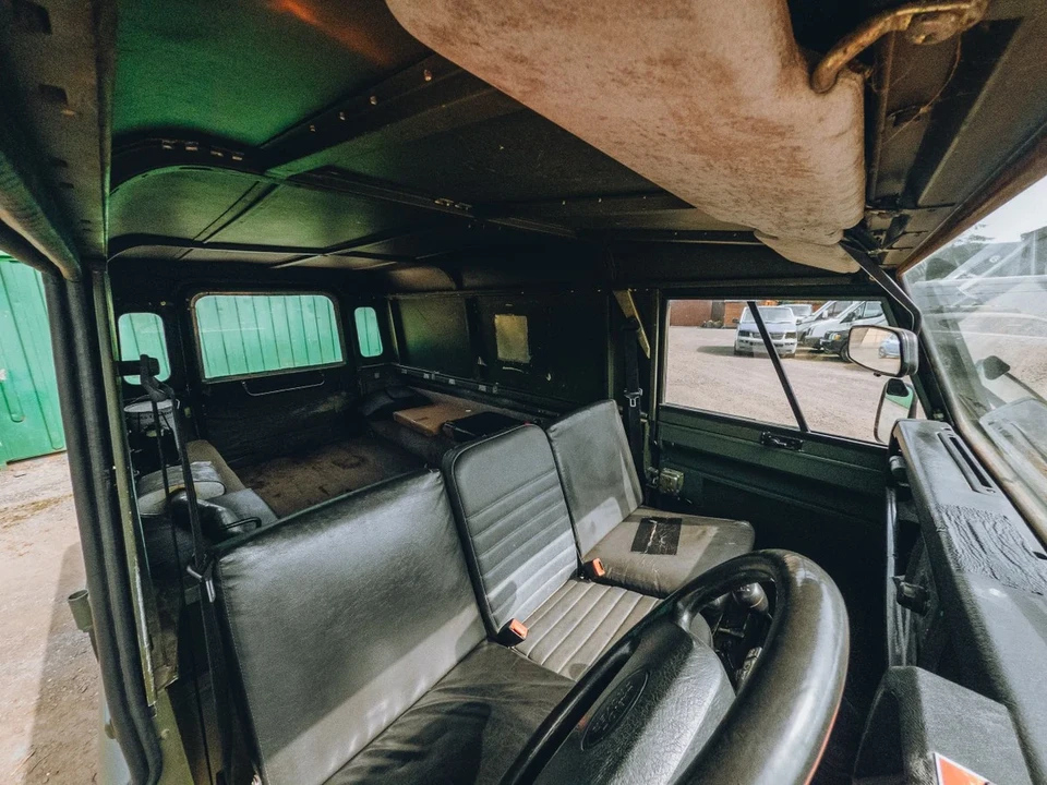 1994 Land Rover Defender 110 - Image 28 of 30