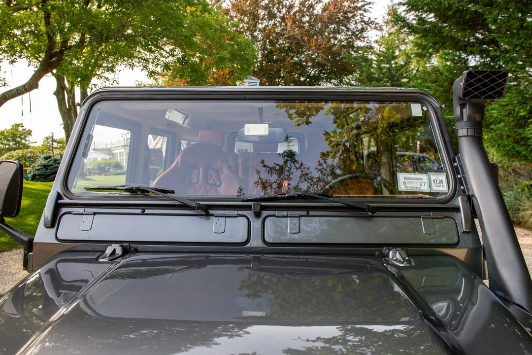 1994 Land Rover Defender 110 - Image 22 of 31