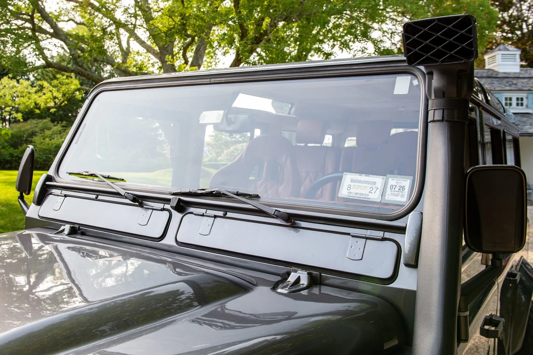 1994 Land Rover Defender 110 - Image 21 of 31