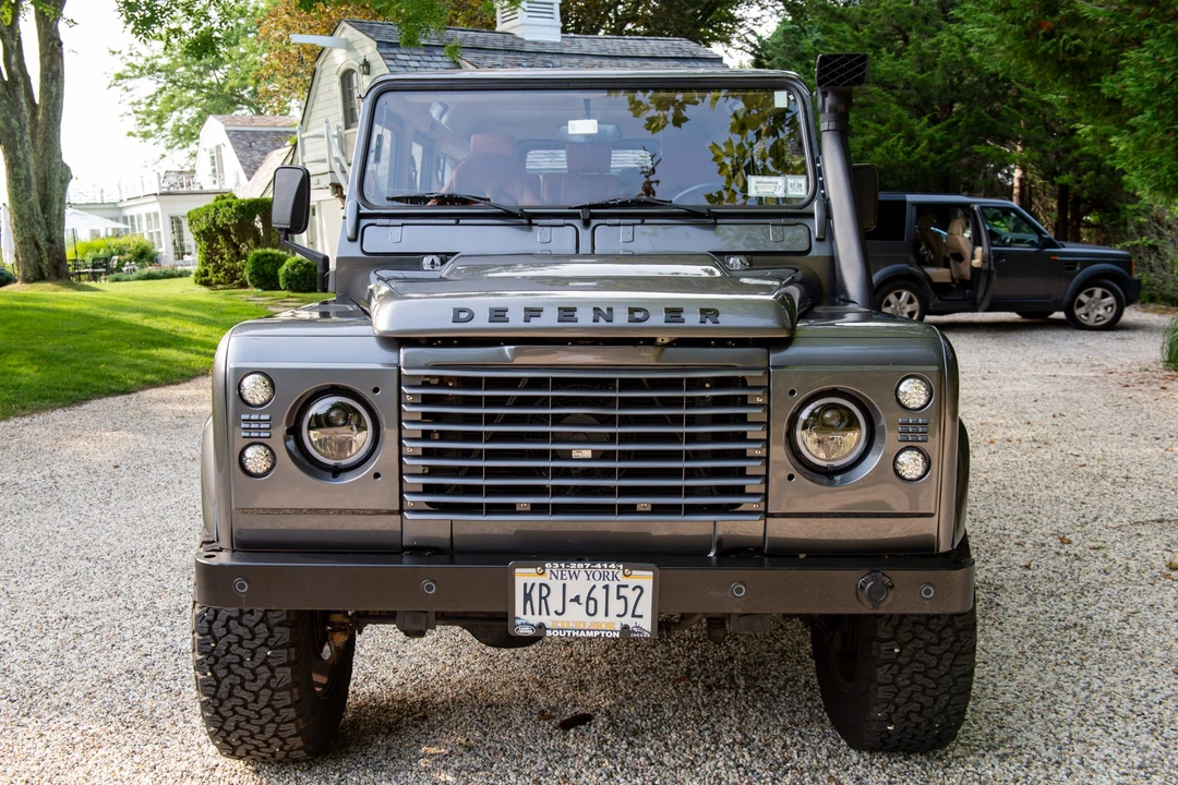 1994 Land Rover Defender 110 - Image 10 of 31
