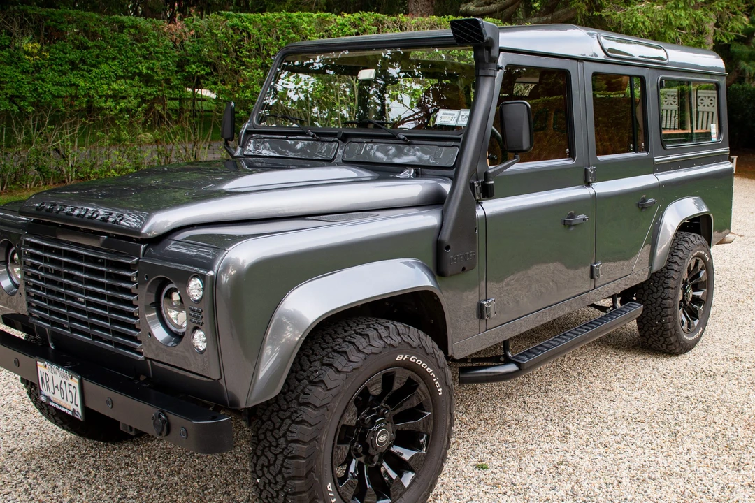 1994 Land Rover Defender 110 - Image 18 of 31