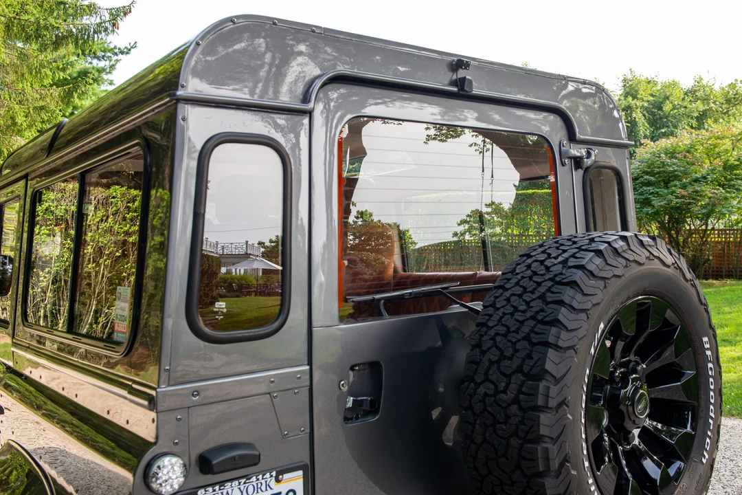 1994 Land Rover Defender 110 - Image 26 of 31
