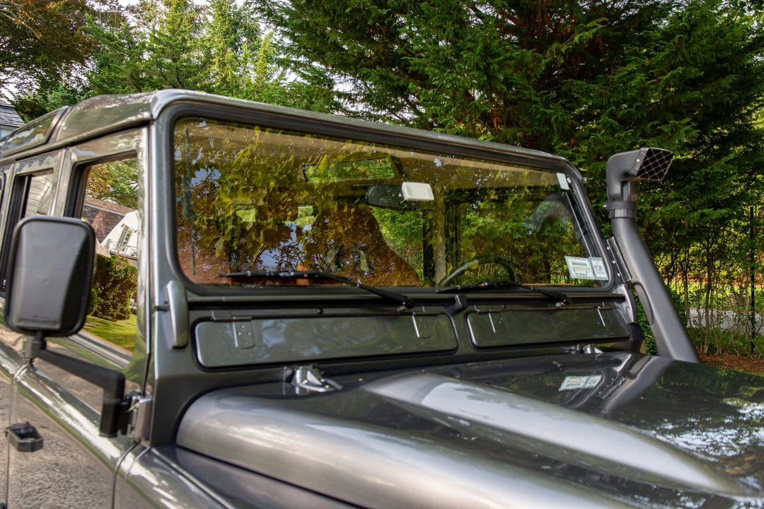 1994 Land Rover Defender 110 - Image 23 of 31