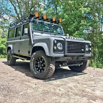 1994 Land Rover Defender 110 V8 Sport Utility 4D