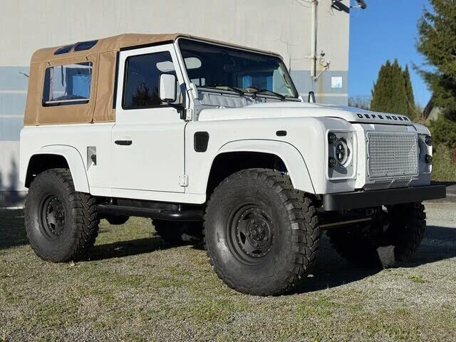 1994 Land Rover Defender - Image 5 of 20