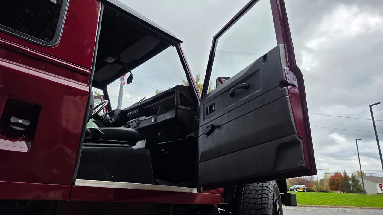 1994 Land Rover Defender 90 - Image 14 of 21