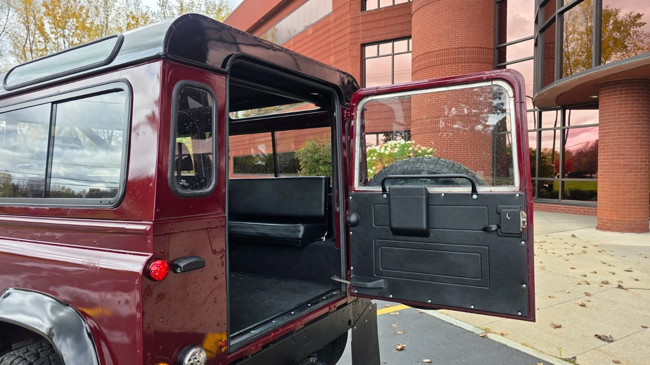 1994 Land Rover Defender 90 - Image 19 of 21