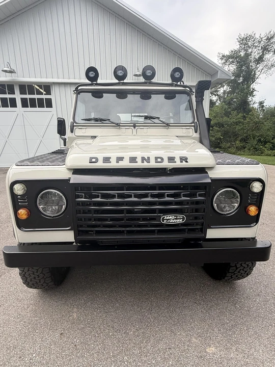 1994 Land Rover Defender 130 - Image 3 of 31