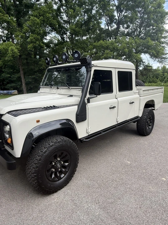 1994 Land Rover Defender 130 - Image 5 of 31