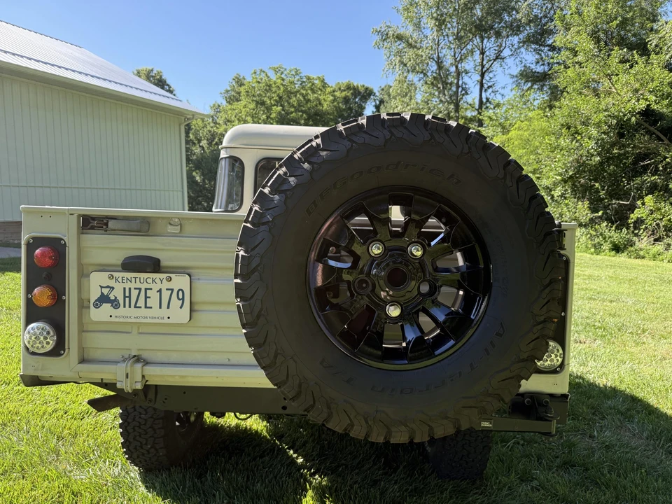 1994 Land Rover Defender 130 - Image 14 of 31