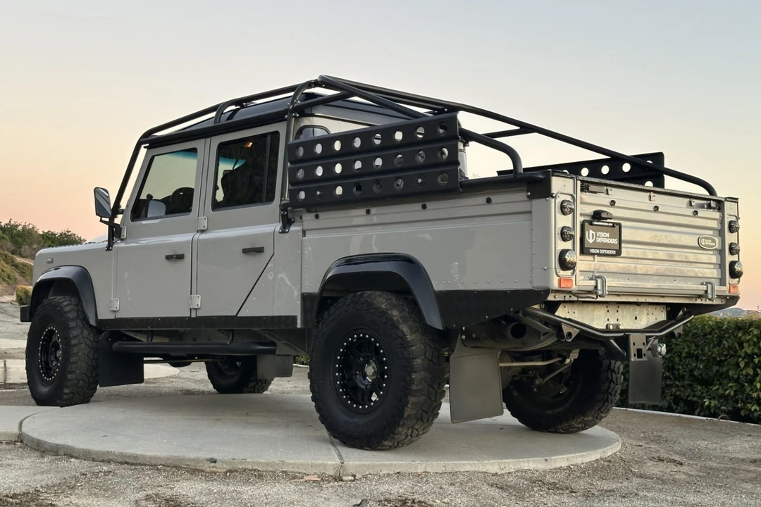 1994 Land Rover Defender 130 - Image 2 of 8