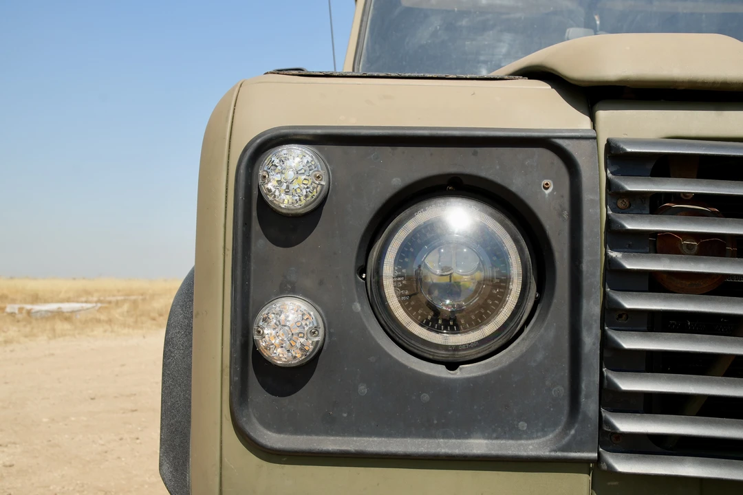 1994 Land Rover Defender 130 - Image 22 of 30