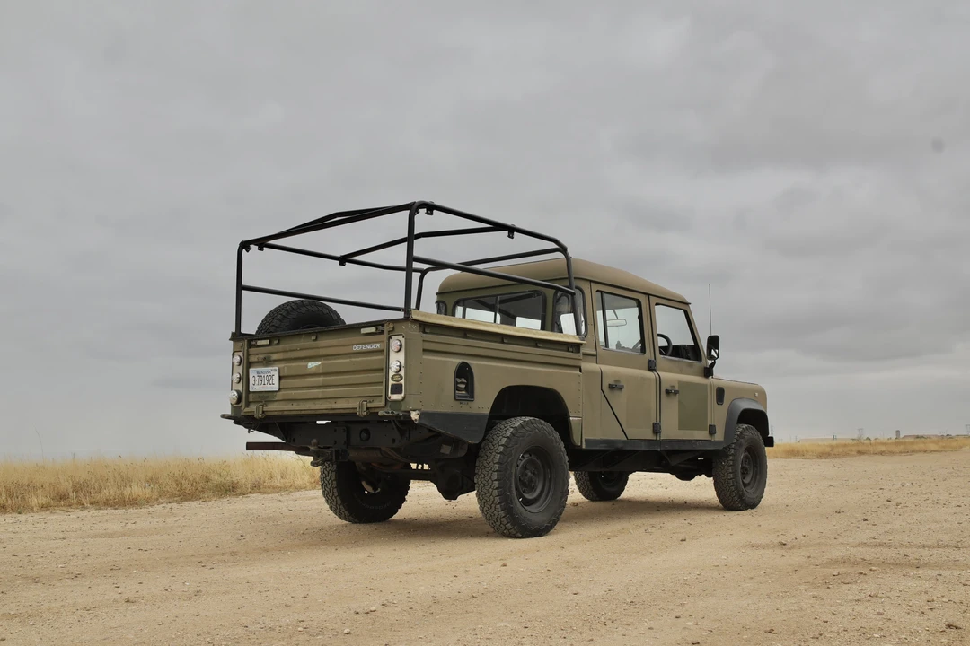 1994 Land Rover Defender 130 - Image 16 of 30