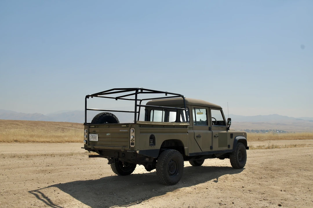 1994 Land Rover Defender 130 - Image 5 of 30