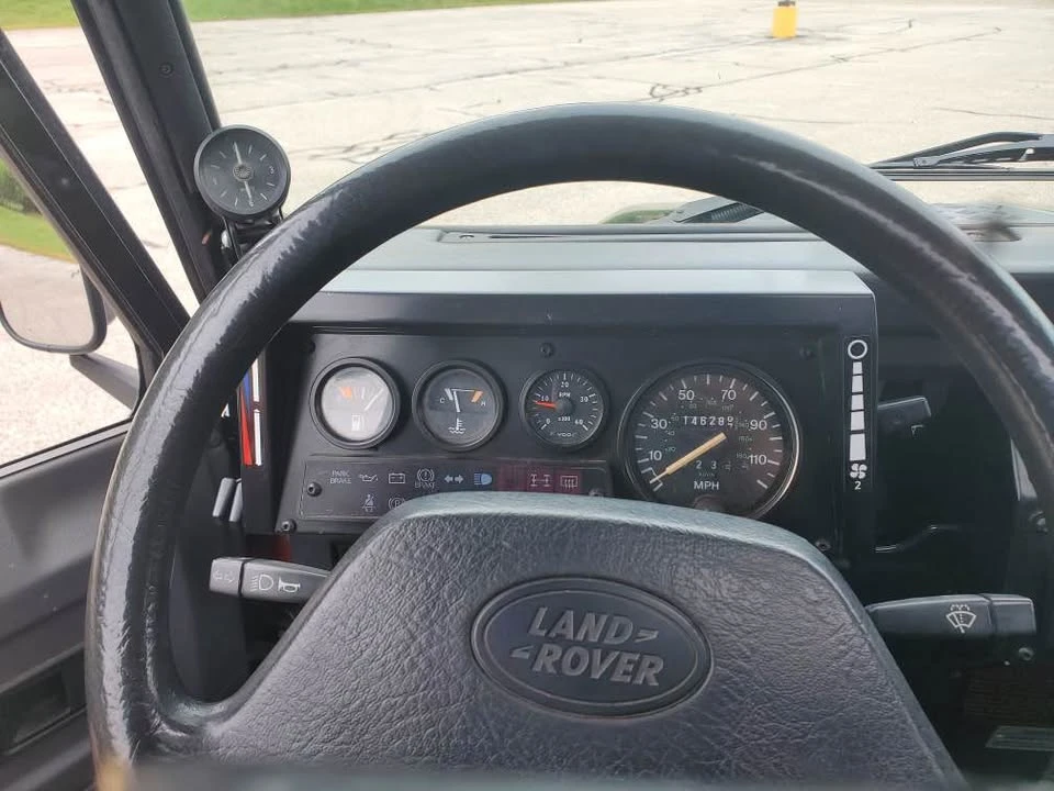 1994 Land Rover Defender 130 - Image 4 of 6