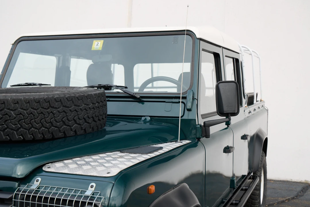 1994 Land Rover Defender 130 - Image 14 of 31