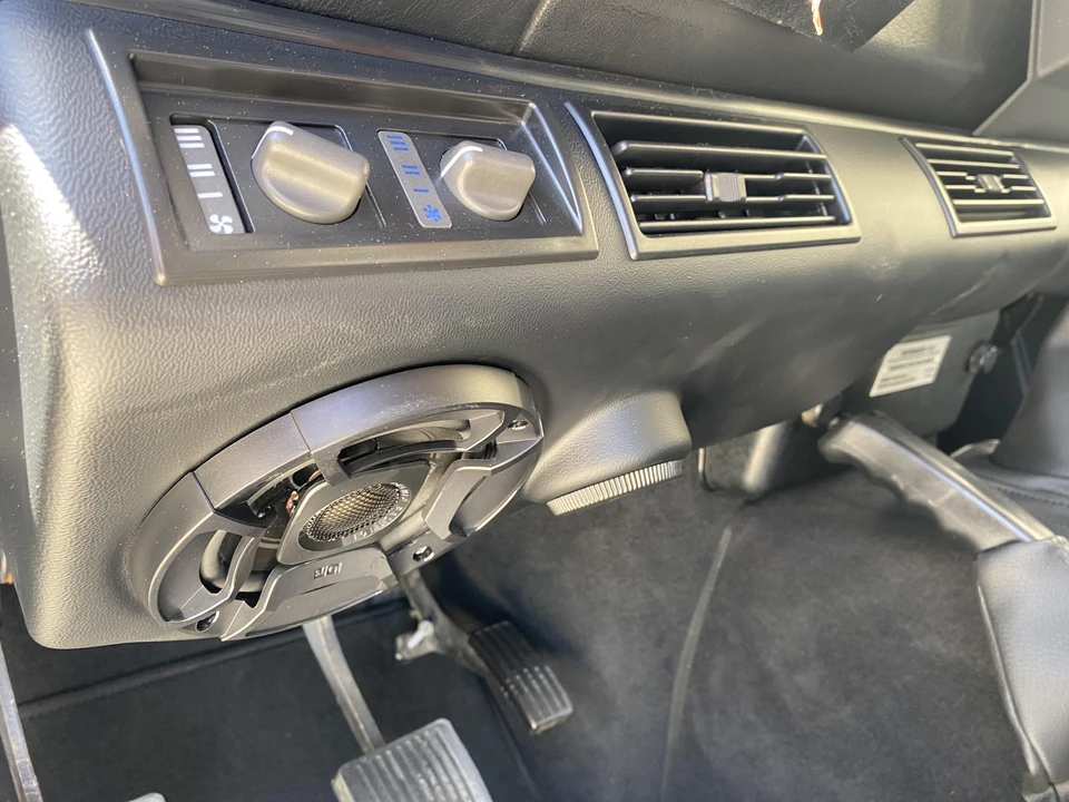 1994 Land Rover Defender 130 - Image 23 of 31