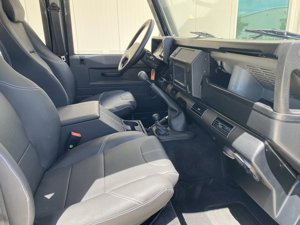 1994 Land Rover Defender 130 - Image 20 of 31