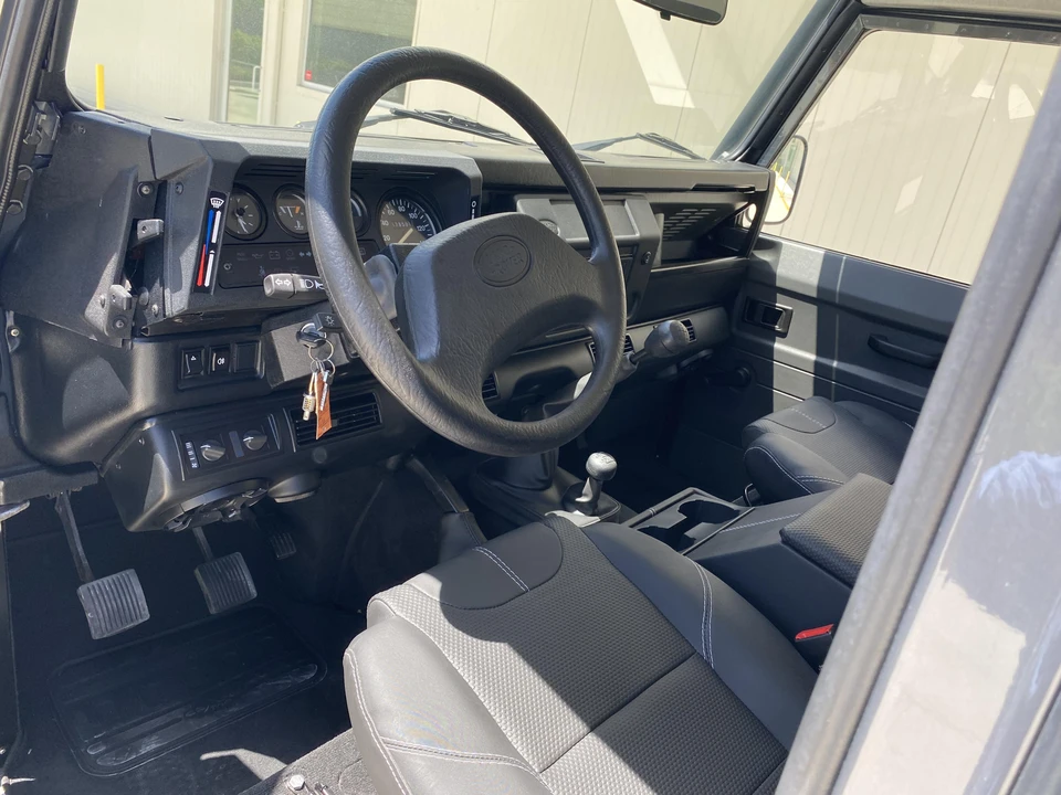 1994 Land Rover Defender 130 - Image 21 of 31