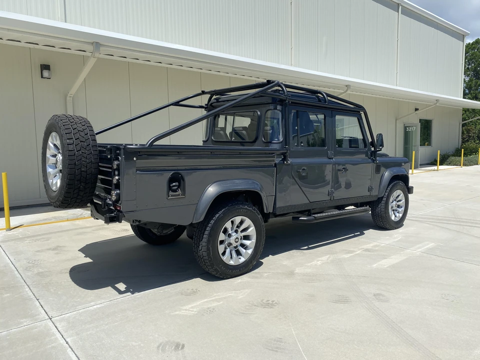1994 Land Rover Defender 130 - Image 11 of 31