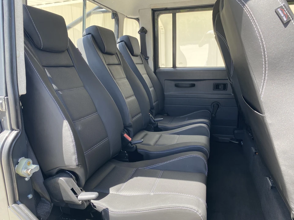 1994 Land Rover Defender 130 - Image 27 of 31