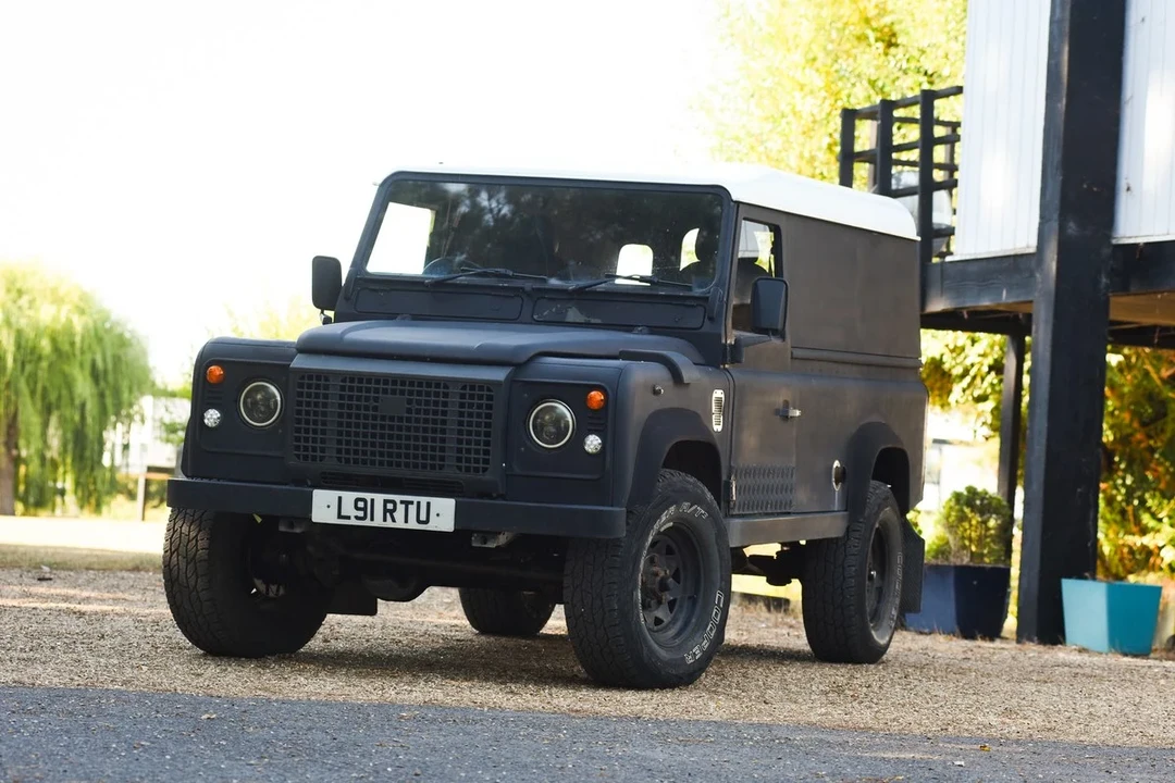 1994 Land Rover Defender - Image 9 of 30