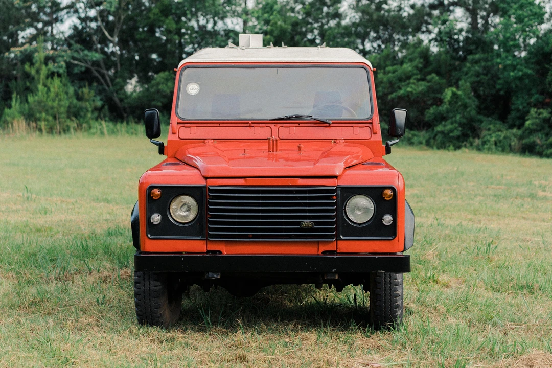 1994 Land Rover Defender 130 - Image 6 of 31