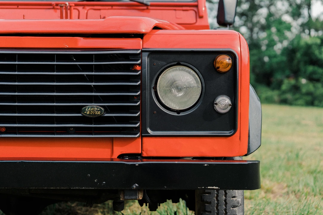 1994 Land Rover Defender 130 - Image 10 of 31