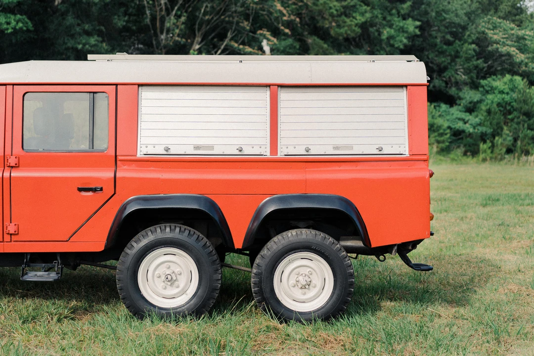 1994 Land Rover Defender 130 - Image 17 of 31
