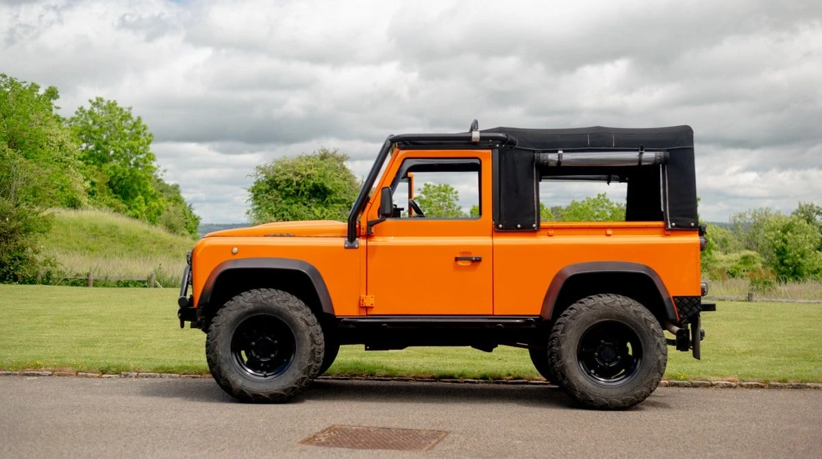 1994 Land Rover Defender 90 - Image 5 of 30