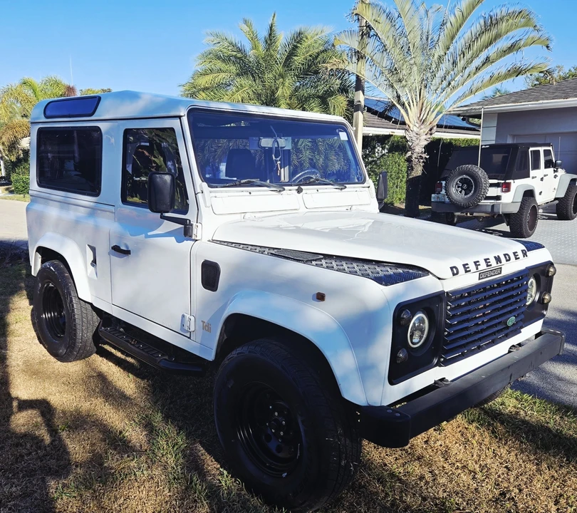 1994 Land Rover Defender 90 - Image 4 of 18