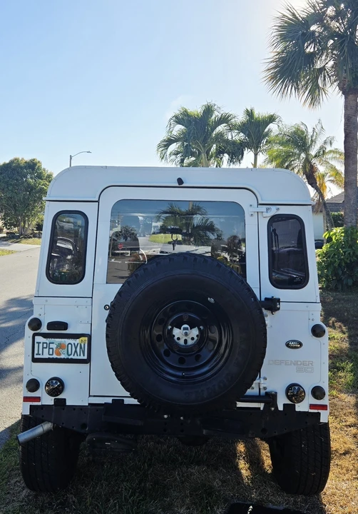 1994 Land Rover Defender 90 - Image 3 of 18
