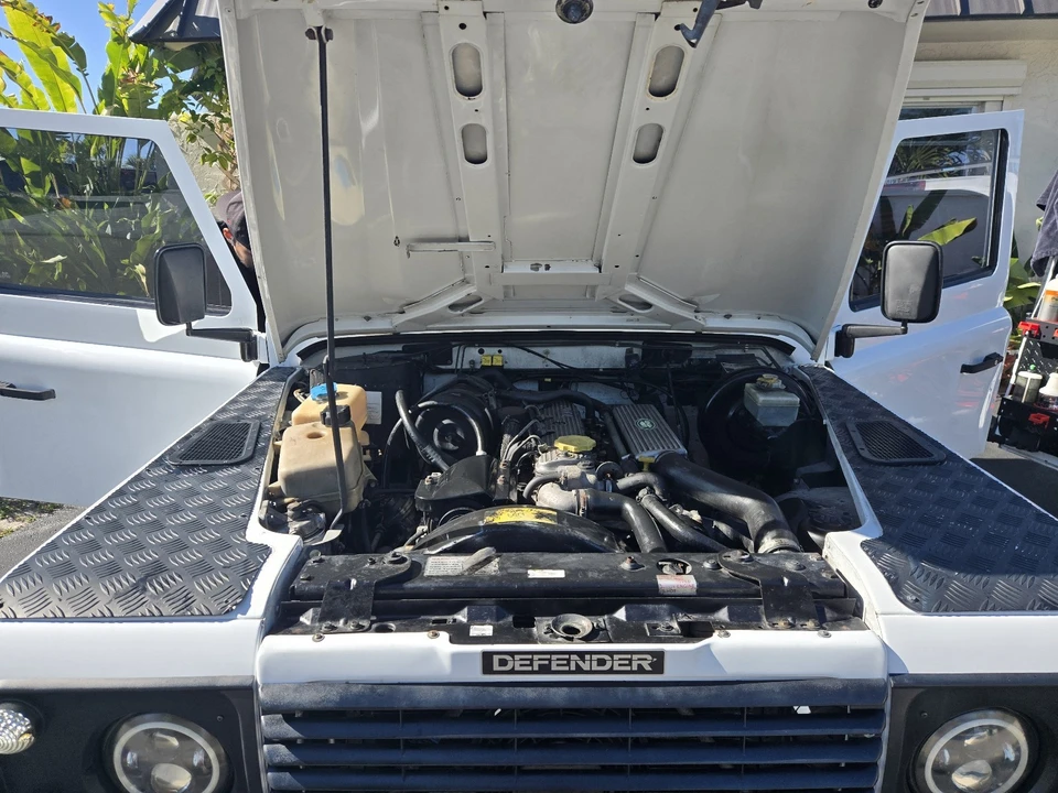 1994 Land Rover Defender 90 - Image 18 of 18