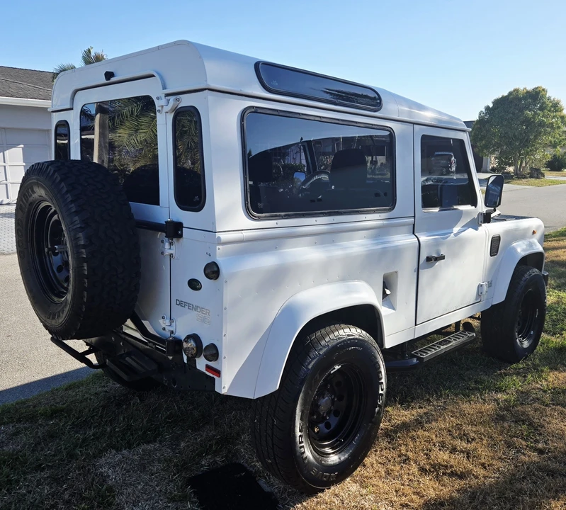 1994 Land Rover Defender 90 - Image 5 of 18