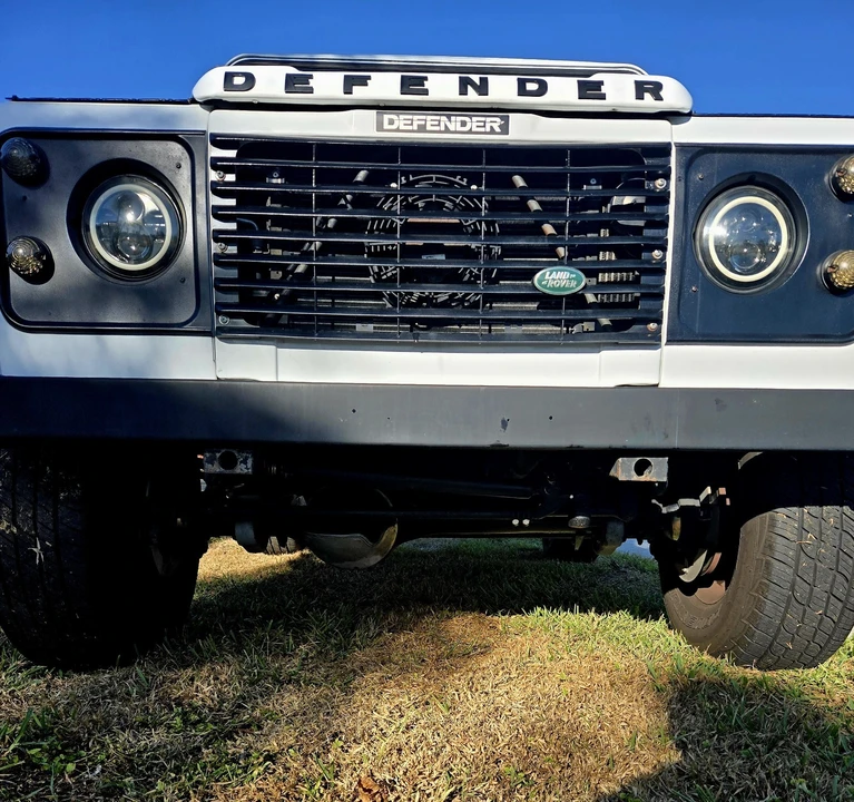 1994 Land Rover Defender 90 - Image 2 of 18