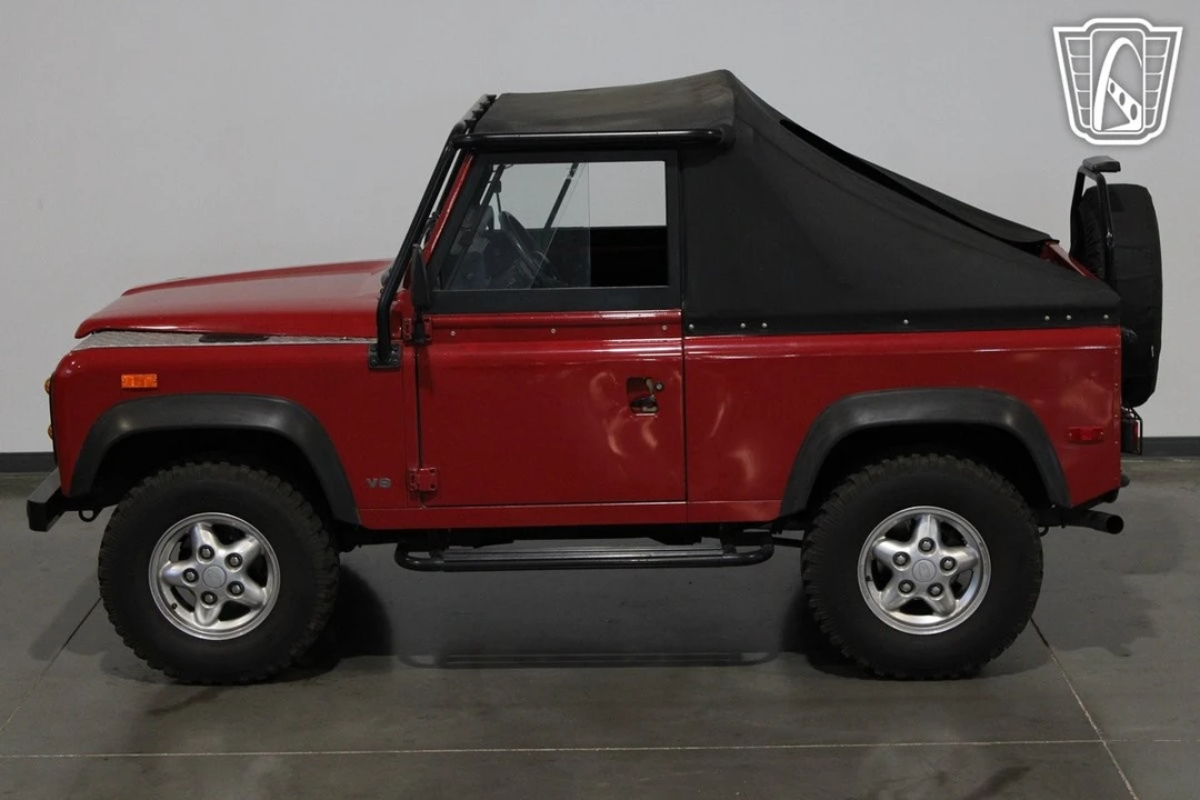 1994 Land Rover Defender 90 - Image 7 of 12