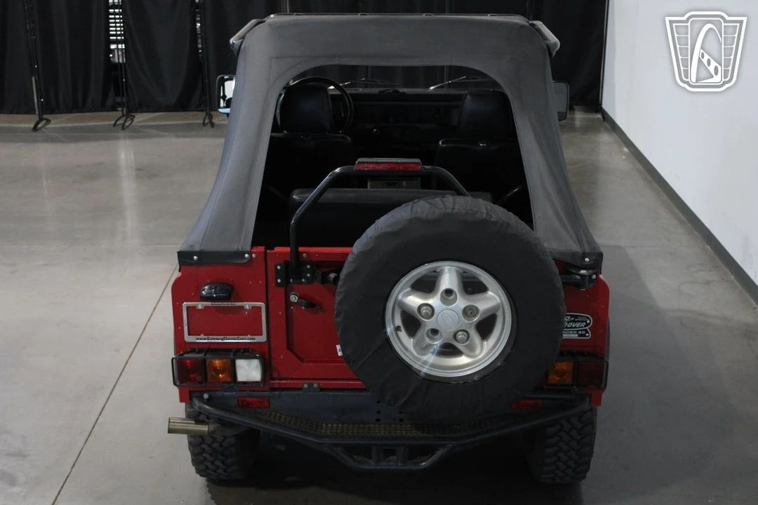 1994 Land Rover Defender 90 - Image 9 of 12