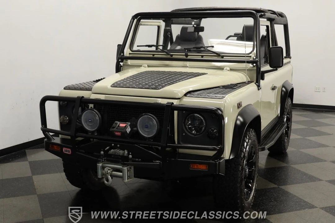 1994 Land Rover Defender 90 - Image 17 of 31