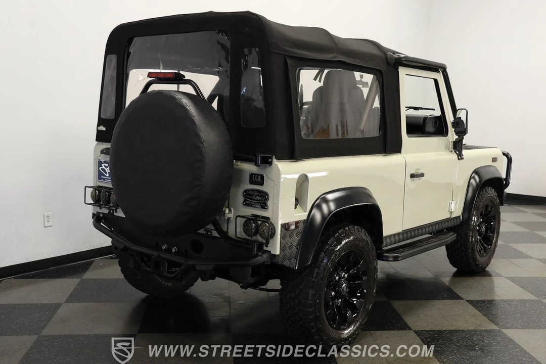 1994 Land Rover Defender 90 - Image 10 of 12