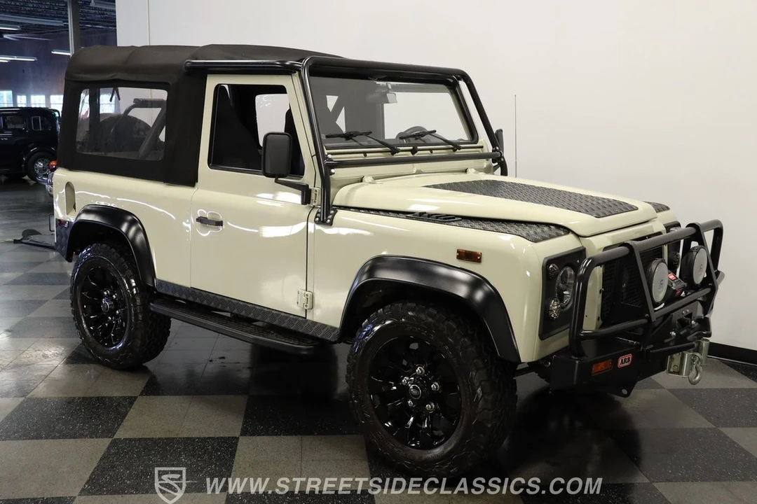 1994 Land Rover Defender 90 - Image 14 of 31
