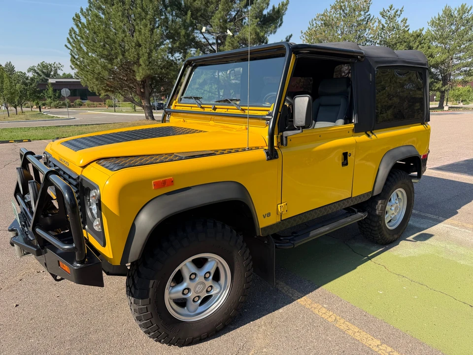 1994 Land Rover Defender 90 - Image 2 of 31