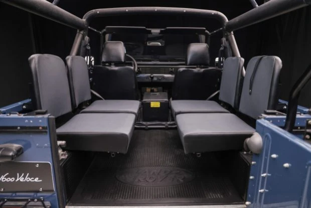1994 Land Rover Defender 90 - Image 6 of 10