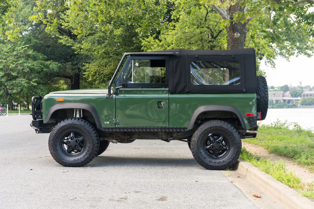 1994 Land Rover Defender 90 - Image 9 of 31