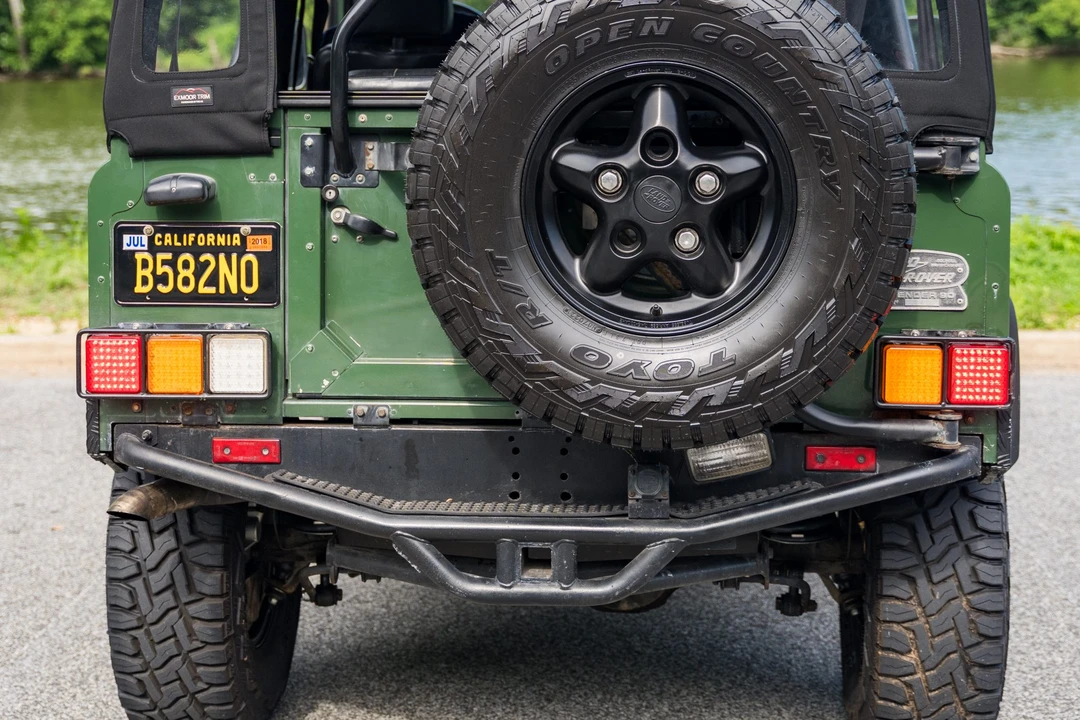 1994 Land Rover Defender 90 - Image 17 of 31