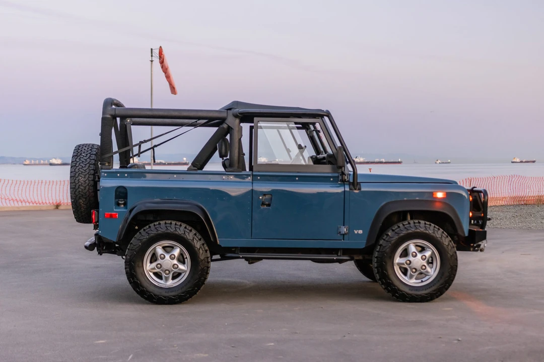 1994 Land Rover Defender 90 - Image 15 of 31