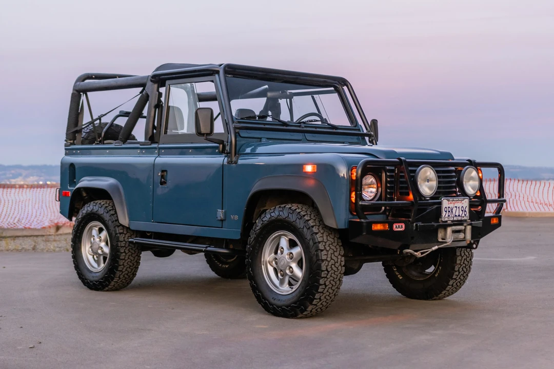 1994 Land Rover Defender 90 - Image 3 of 31