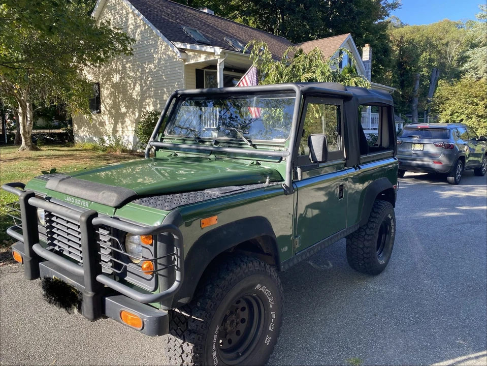 1994 Land Rover Defender 90 - Image 2 of 31
