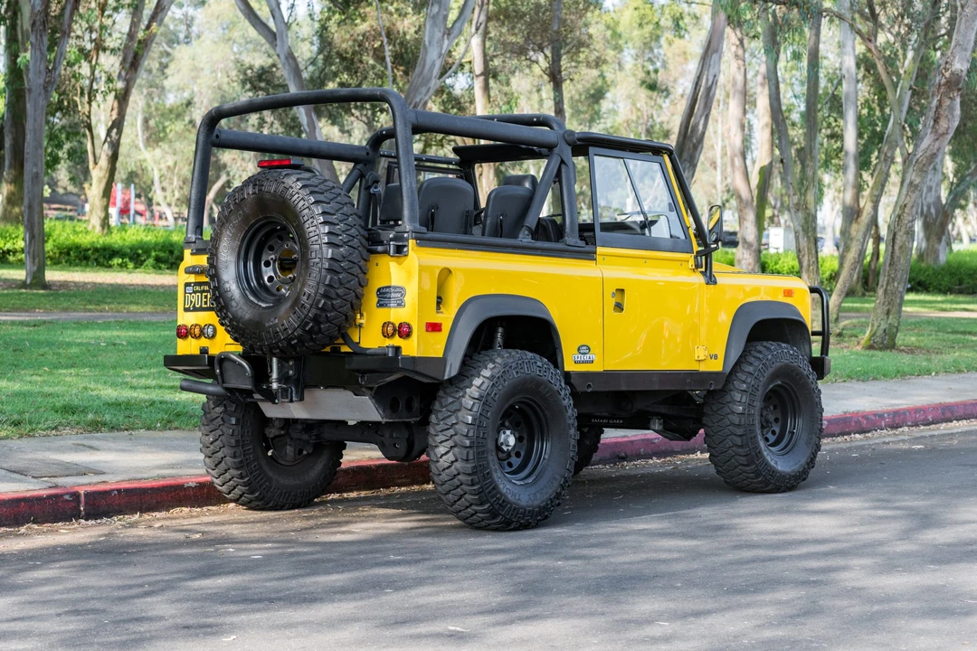 1994 Land Rover Defender 90 - Image 4 of 31
