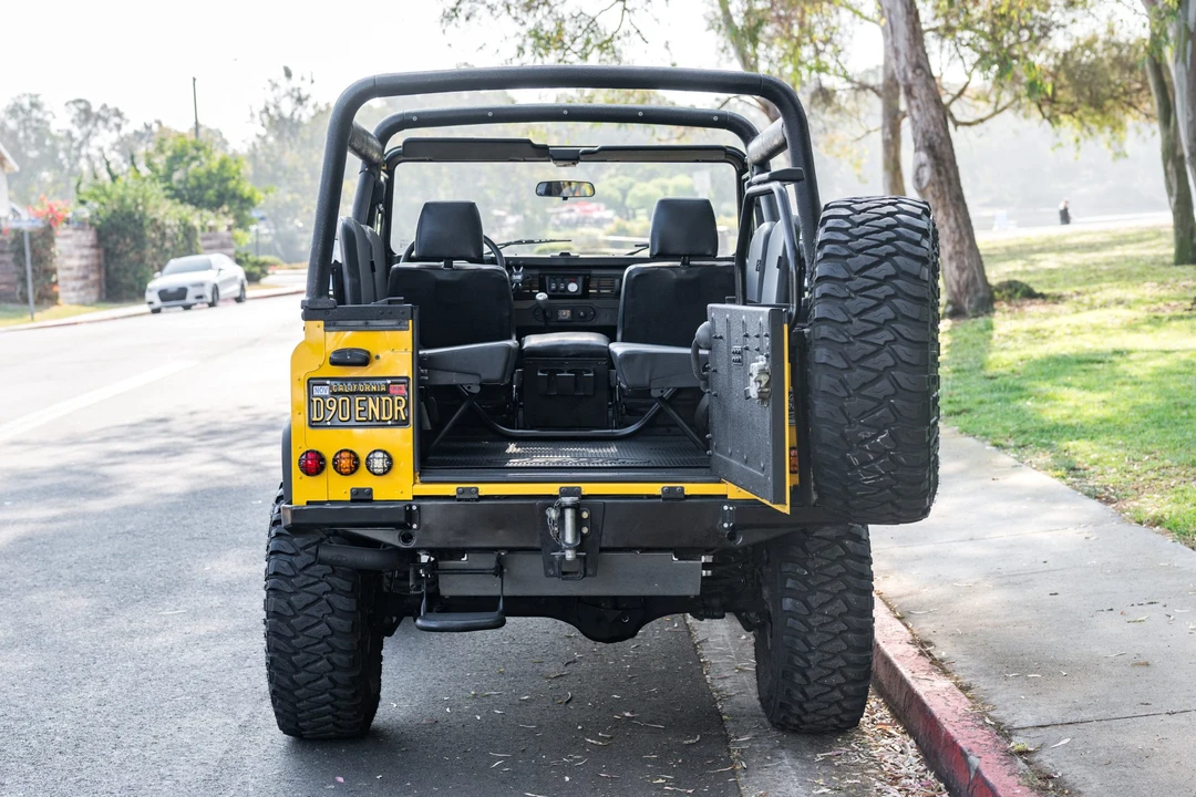 1994 Land Rover Defender 90 - Image 9 of 31